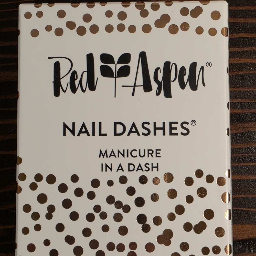 RED ASPEN NAIL DASHES – “If the Tiara Fits” – RARE & DISCONTINUED - Picture 2 of 6